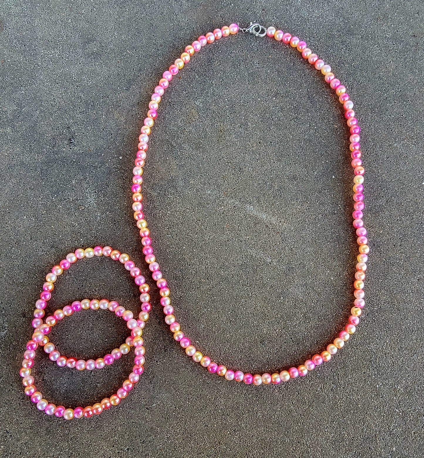 Pink necklace and 2 bracelet set